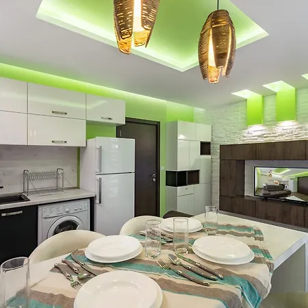 Apartment Reach Dreams *